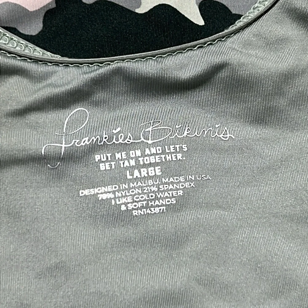Frankie's Archer Camo Swimsuit Size Large